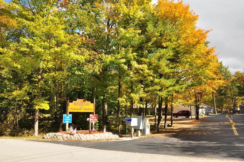 Tranquil Timbers Yurt 3 Hotel Sturgeon Bay Exterior photo